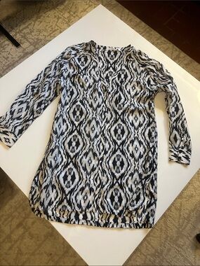 Athleta Black and White Ikat Blouse